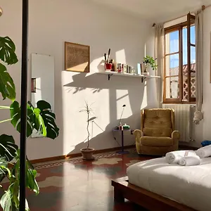 https://buonocore-guesthouse.it-lombardy.com
