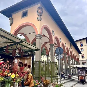 Pensión Medusa, Florencia
