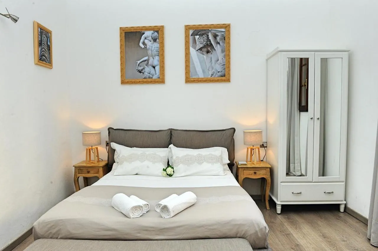 Guest house Domus Plaza Hotel Florence